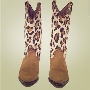Guess Leopard Calf Hair Suede Leather Boots 6.5